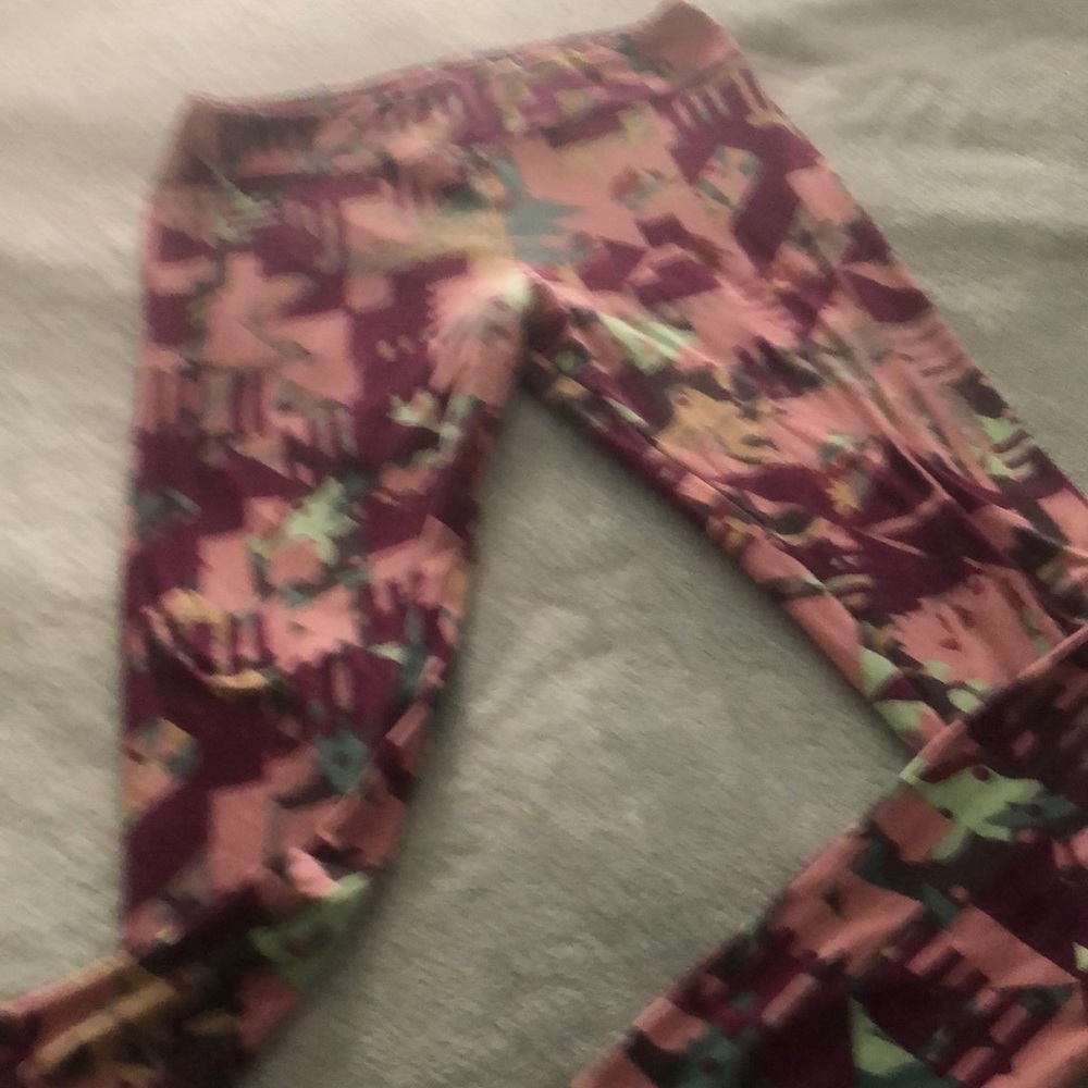 LuLaRoe legging Tall & Curvy